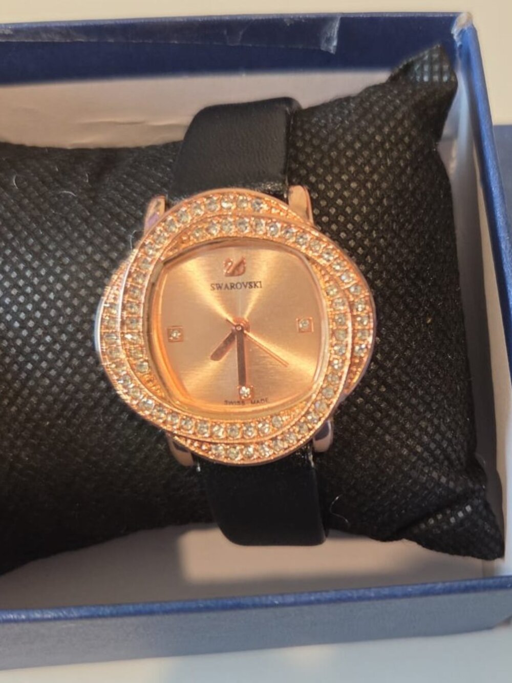 Elegant Swarovski Black Leather-Strap Women's Watch with Rose Gold Crystal Dial